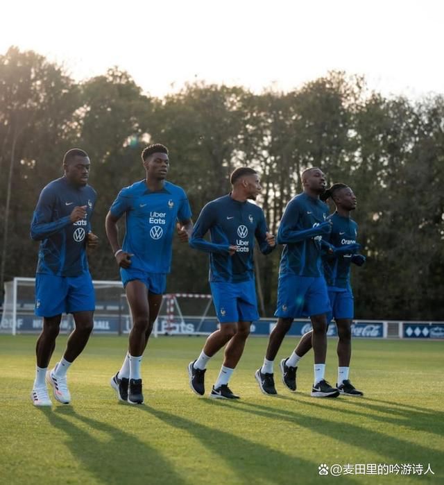 据英国媒体talkSPORT报道，曼城对于拜仁中场基米希感兴趣。